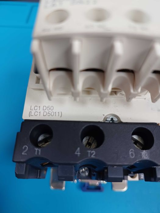 Контактор,Магнітний пускач Автомат захисту двигуна