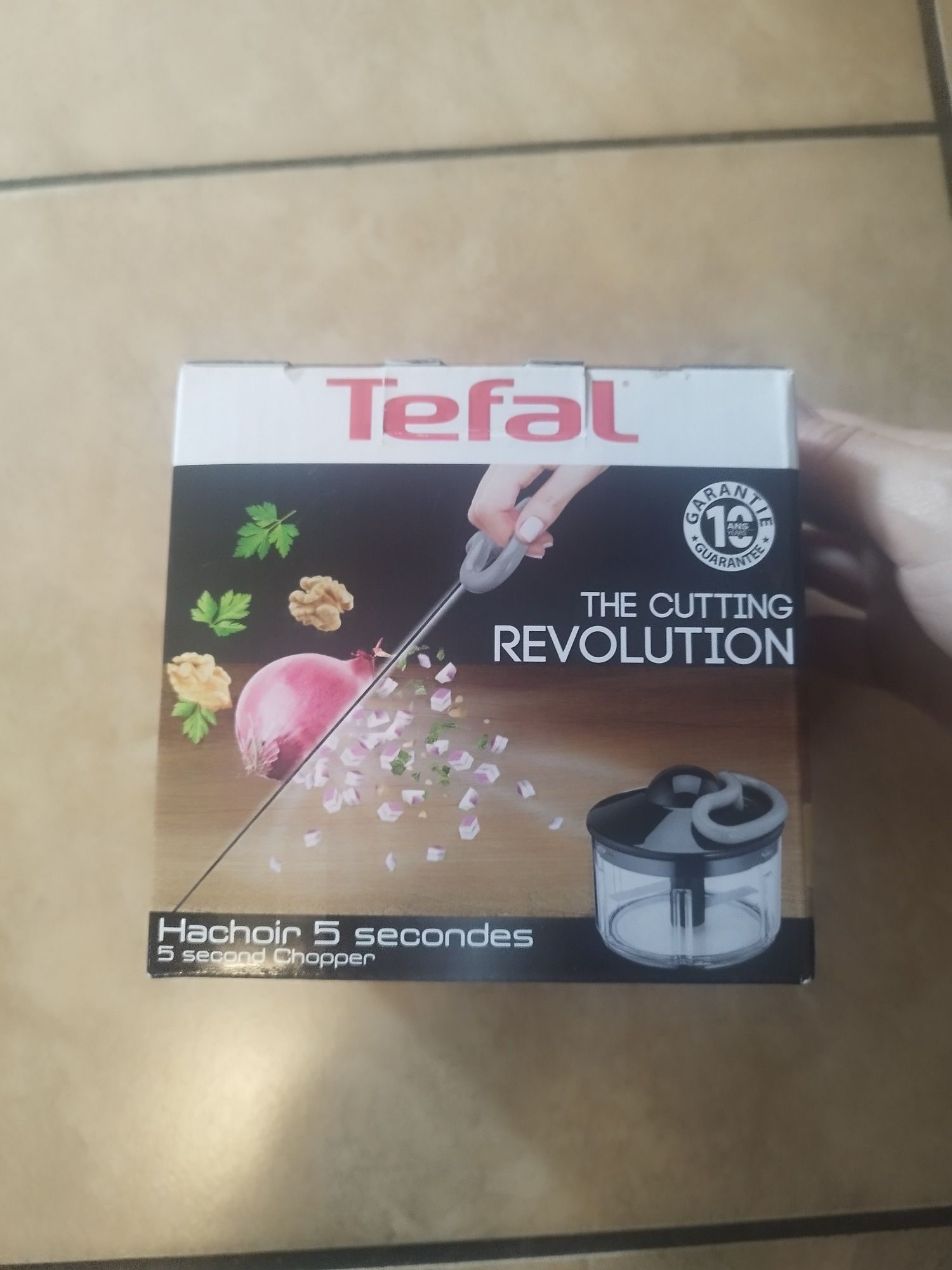 TEFAL (NOWY) uniwersalny rozdrabniacz/siekacz ręczny 

Teraz moż