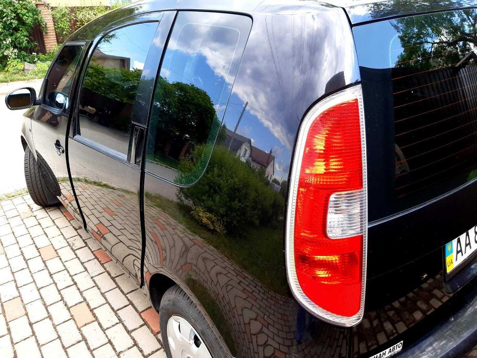 Skoda Roomster на Volkswagen Caddy .