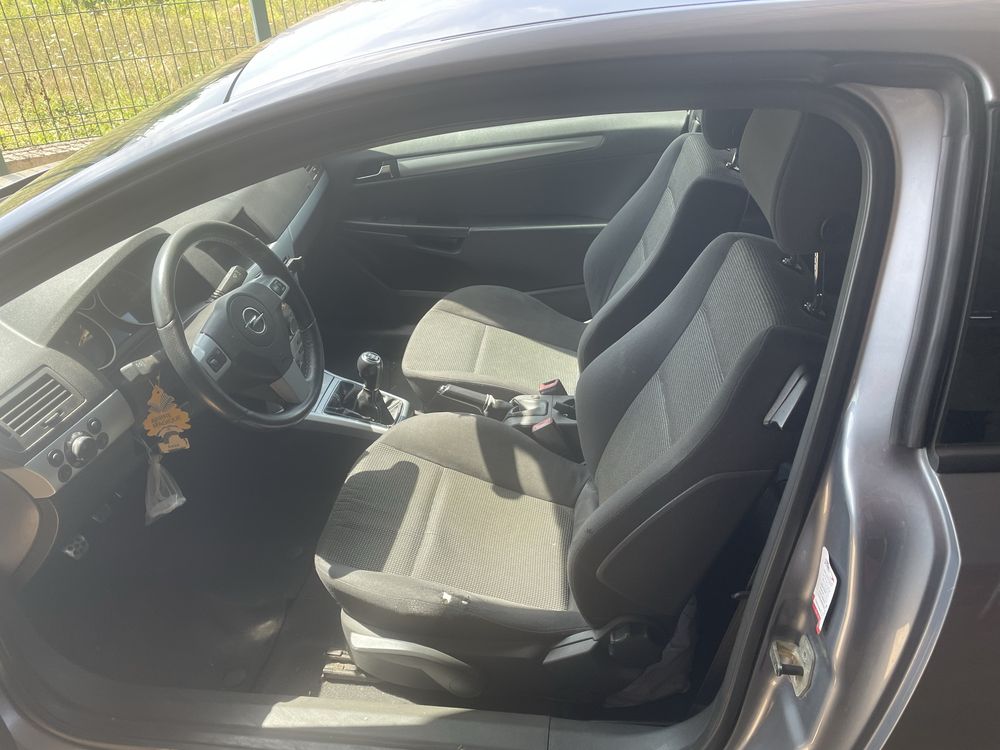 Vendo opel astra 1700 de 2009