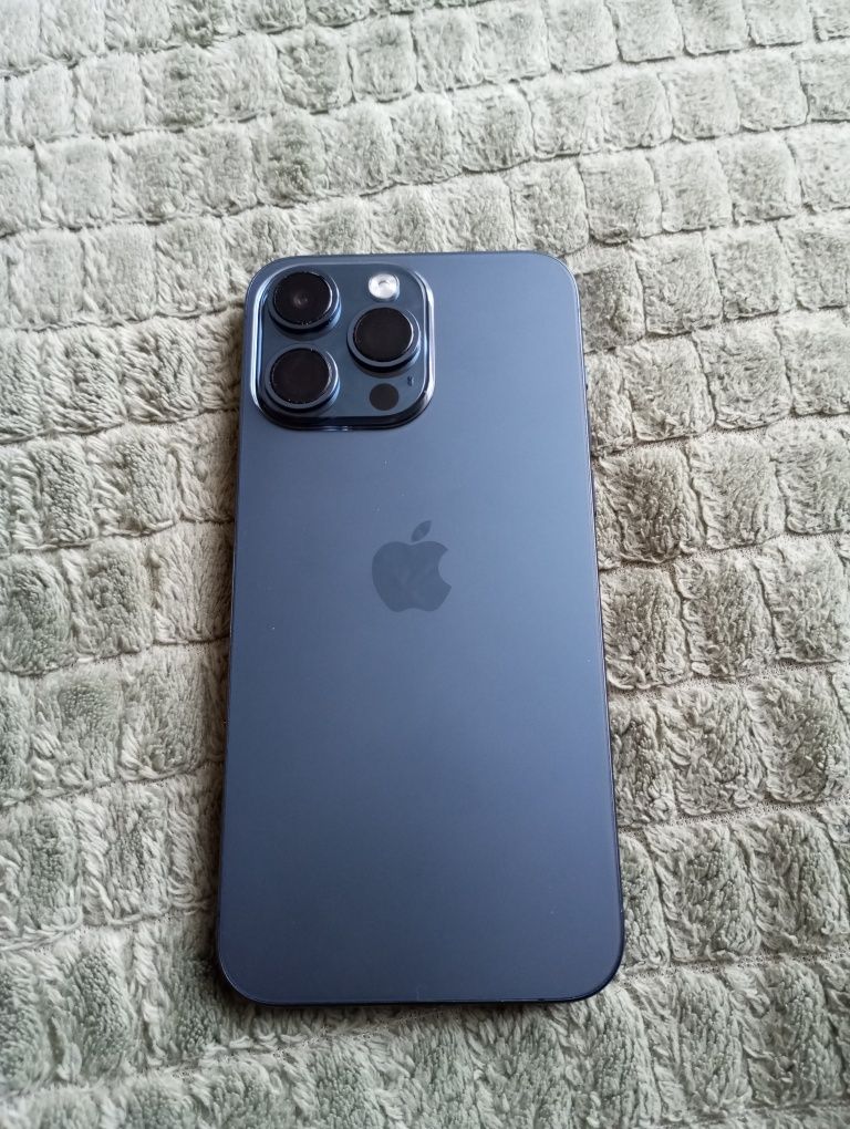 Продам iPhone 15 pro max