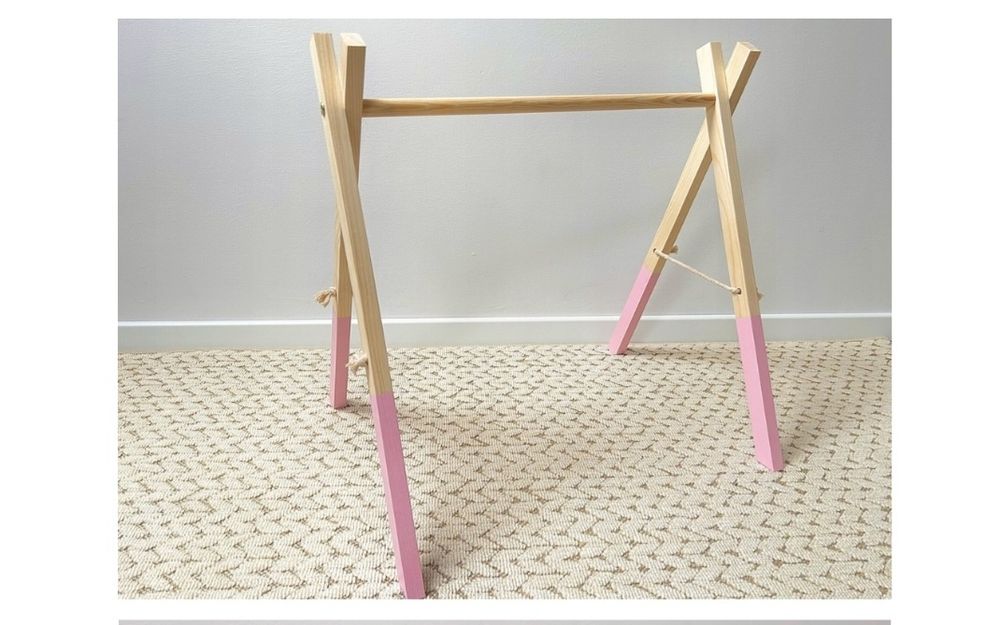 Baby Gym stojak edukacyjny gimnastyczny