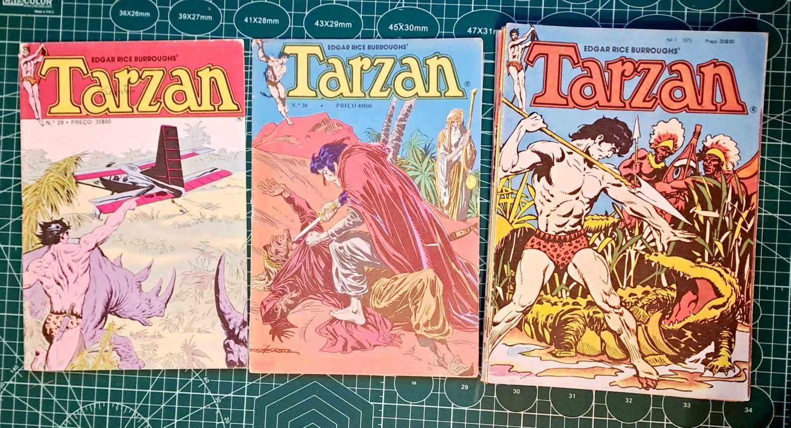 Lote de livros de Tarzan a cores