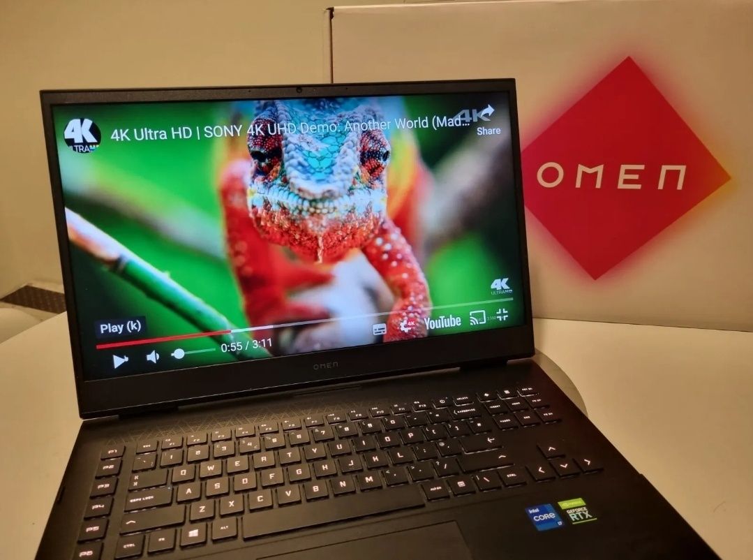 HP OMEN 17  RTX 3080 16gb 165W i7 11800H 1 TB Ssd 32Ram