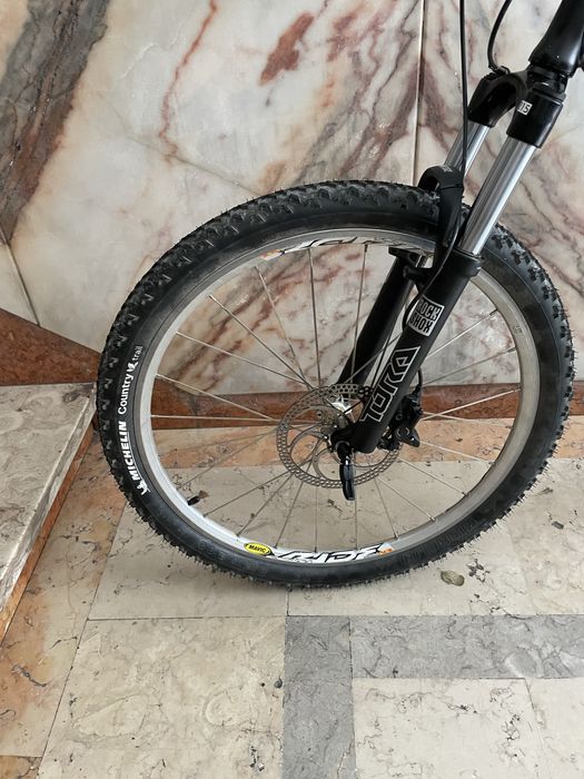Bicicleta de Montanha Profissional - Estado Impecável