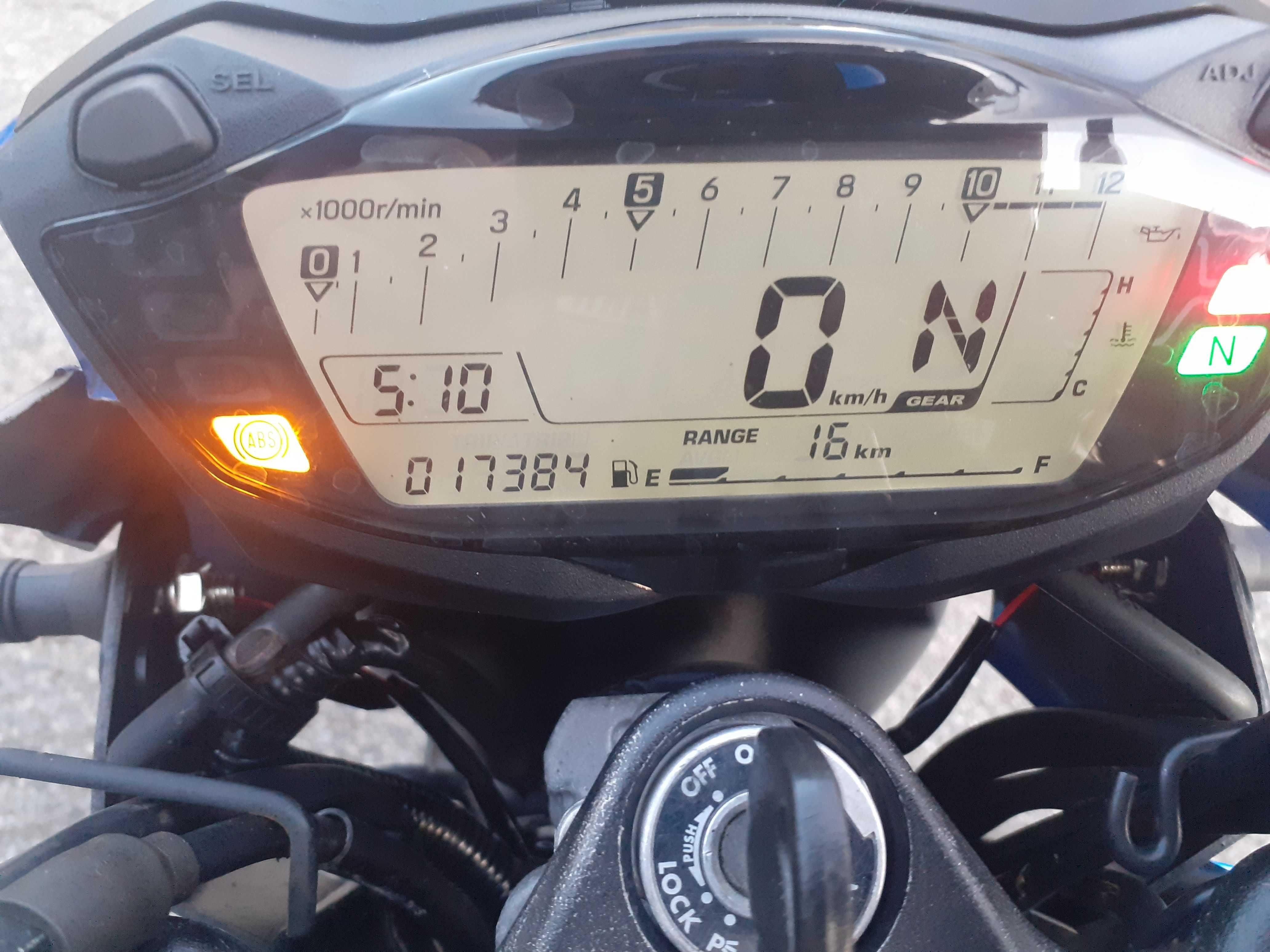 SUZUKI SV650 z 2019r. mały przebieg 17384 na A2 18499 zł .