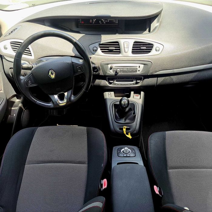 Renault Scenic 1.5 Dci 7 Lugares