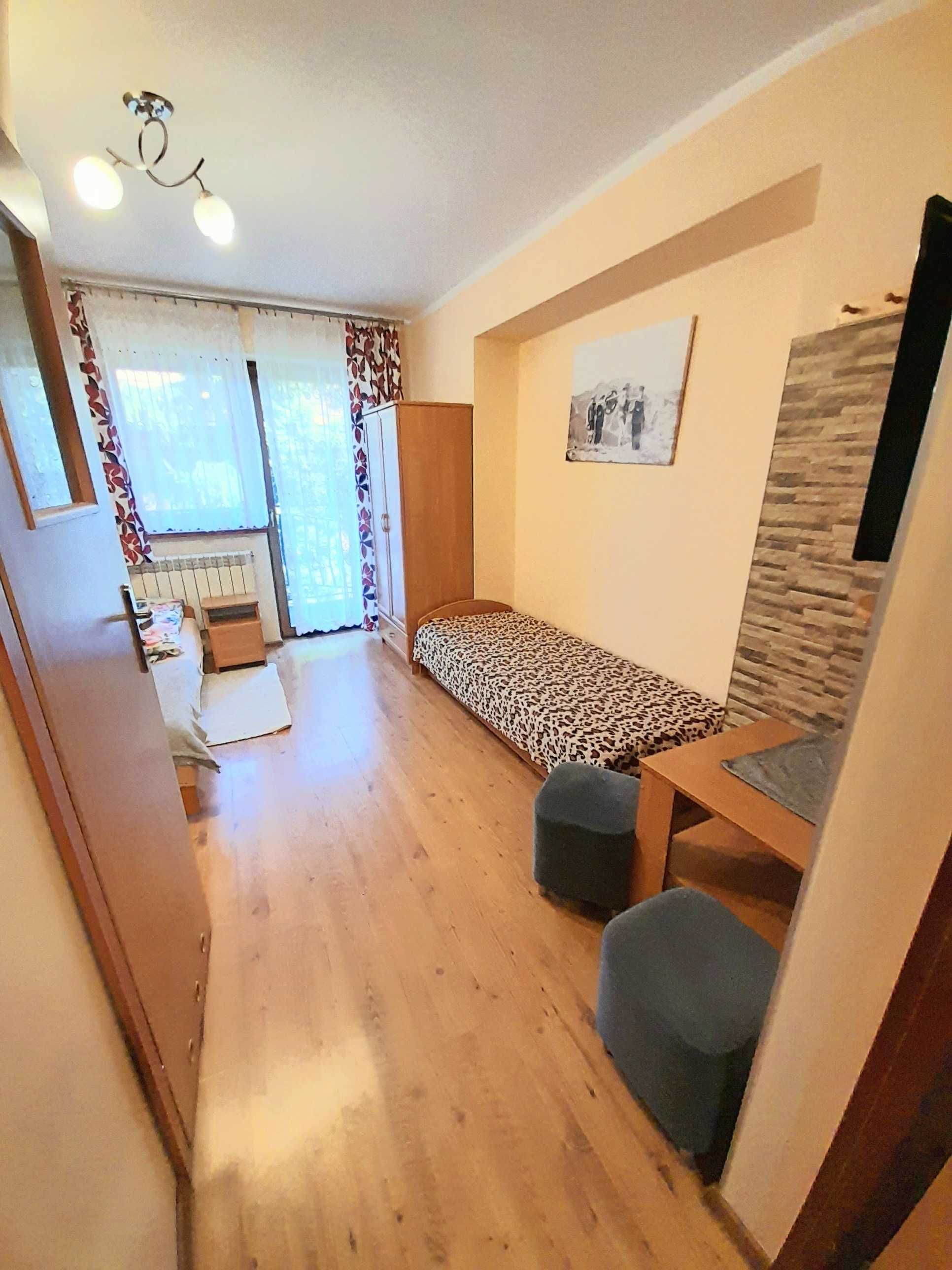 Wolne pokoje, apartament   800m Krupowki