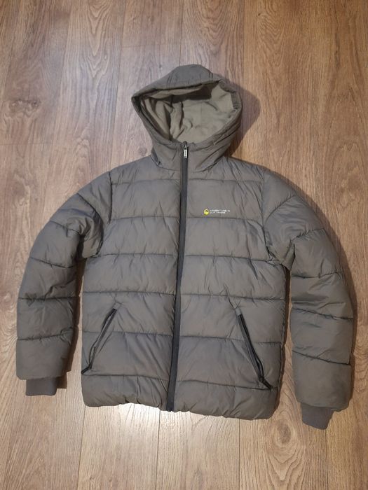 Продам куртку Reserved 158см