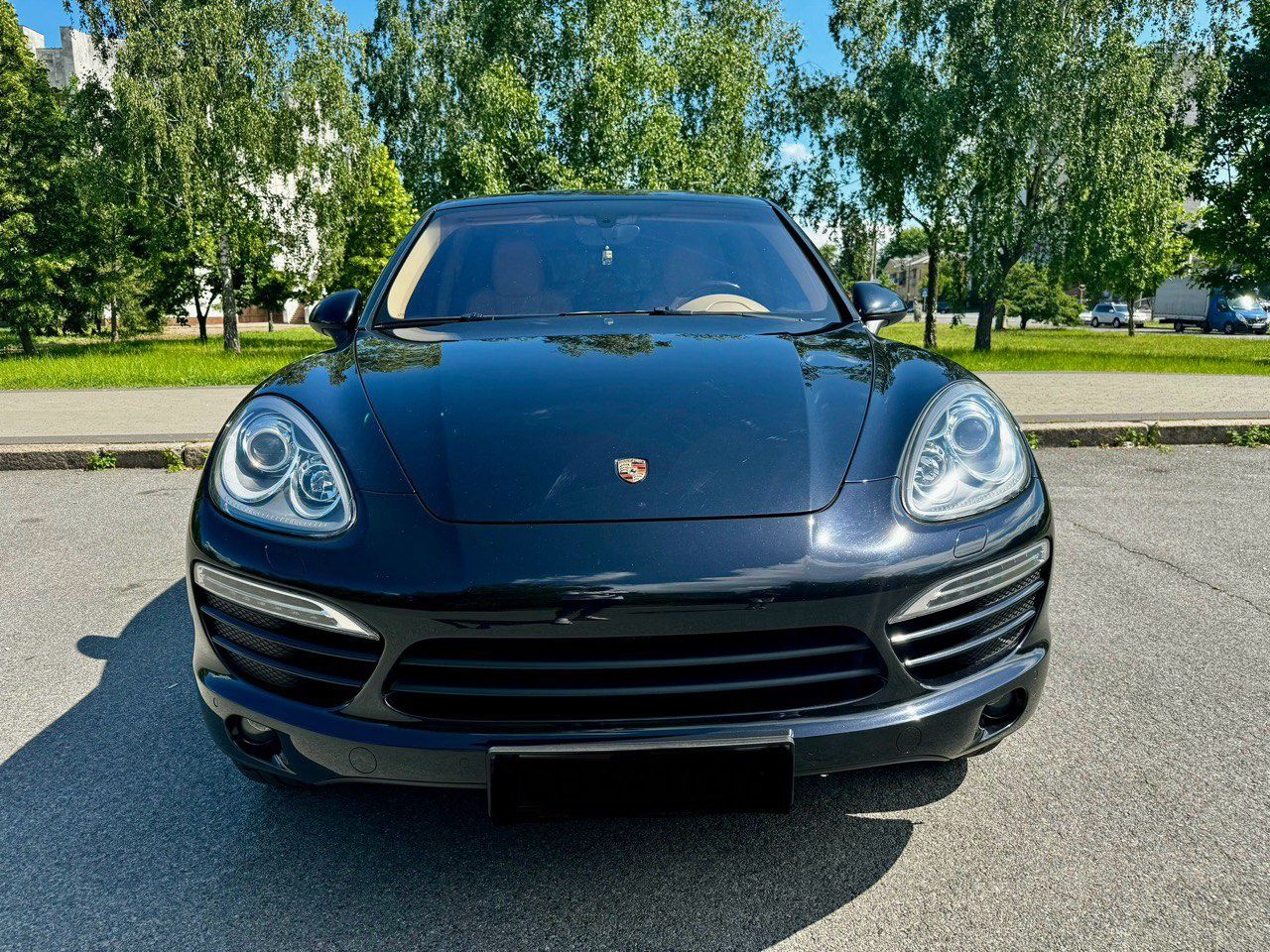 Porsche Cayenne офіційний 2011 року