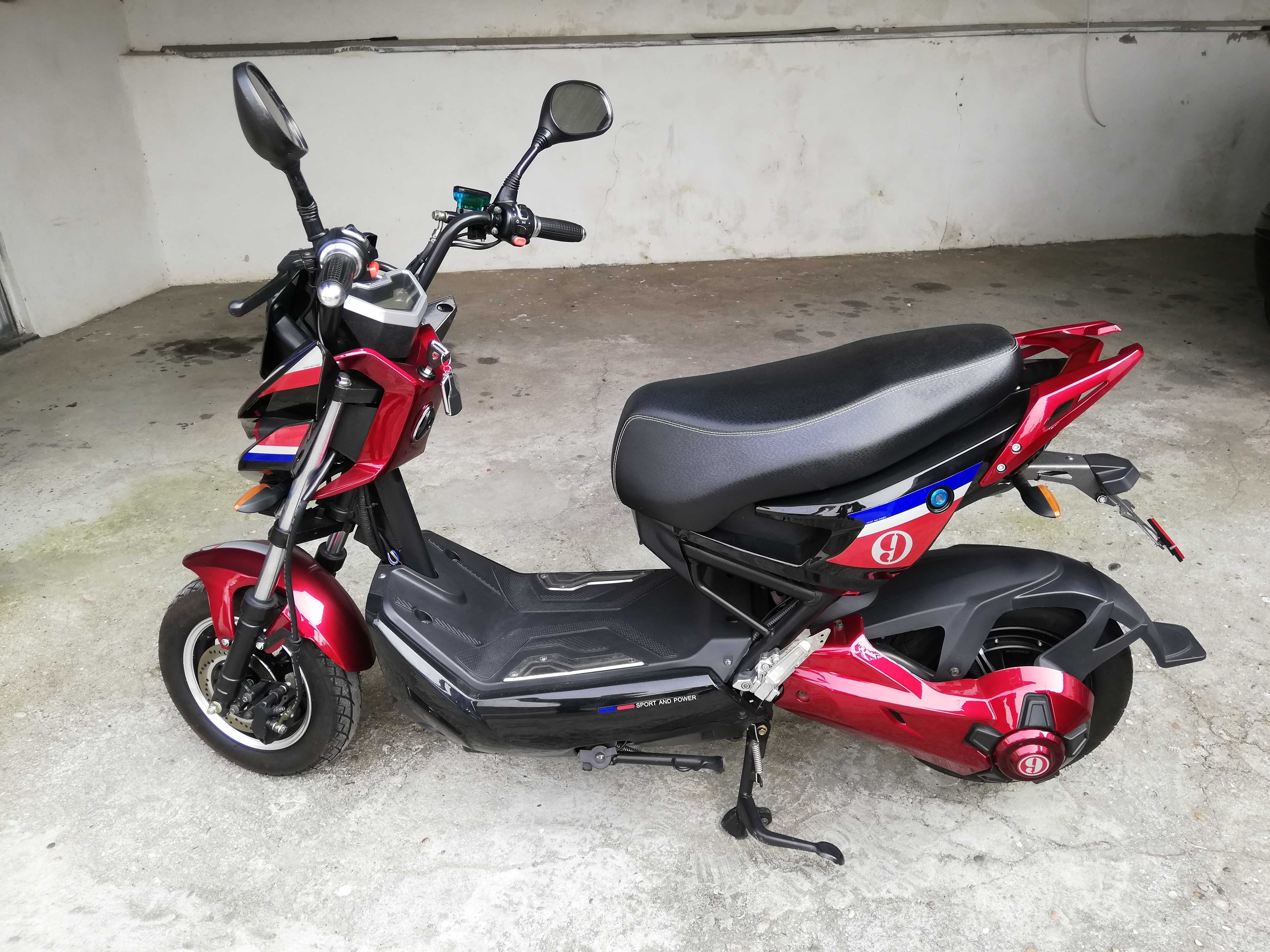 Scooter Elétrica Seventeen Sport COMO NOVA