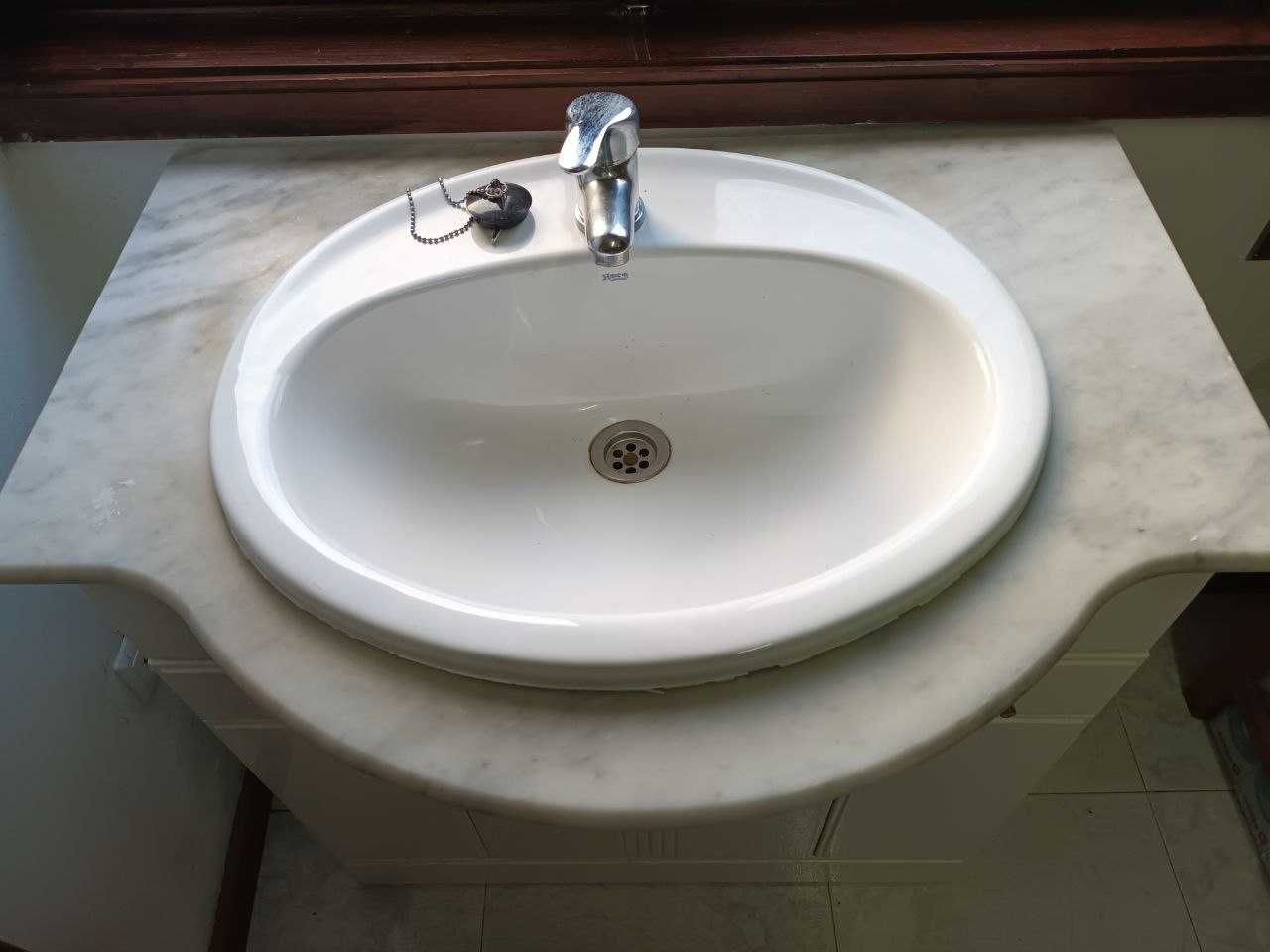 Móvel de Casa de Banho Completo ( como novo )