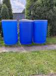 Beczki plastikowe 200l