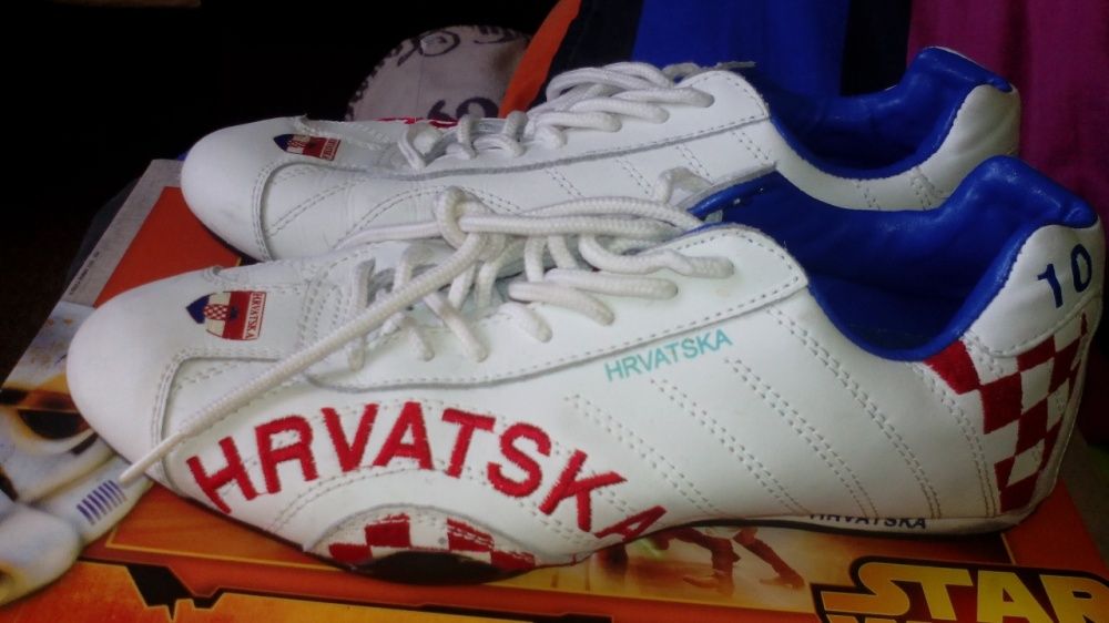 Adidasy damskie buty sportowe