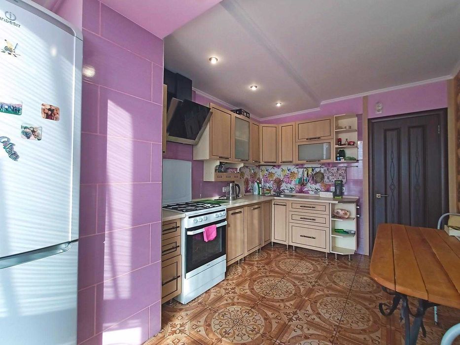 Продаж 1-кімн квартири в новобудові по Попова (автономне опалення).