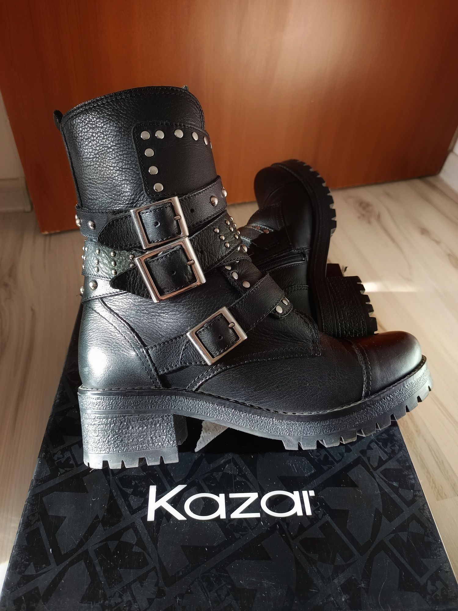 Kozaki KAZAR botki ankle boots biker skórzane leatherboots punk