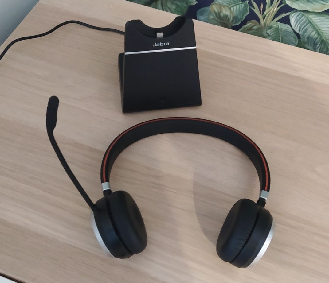 Słuchawki bezprzewodowe JABRA EVOLVE 65 + stacja