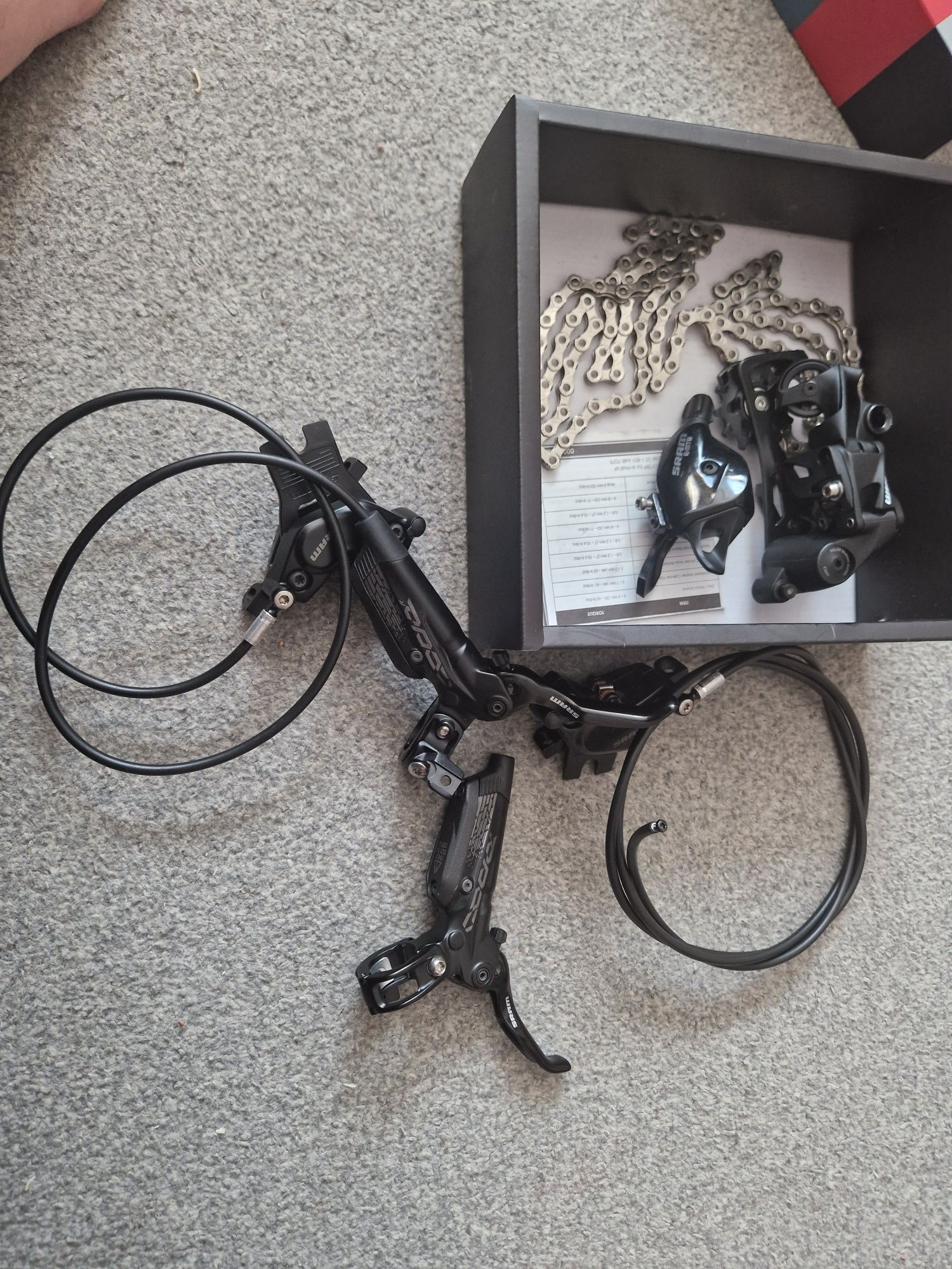 Zestaw Hamulce Sram Code R Manetka Przerzutka Sram NX 11 Speed