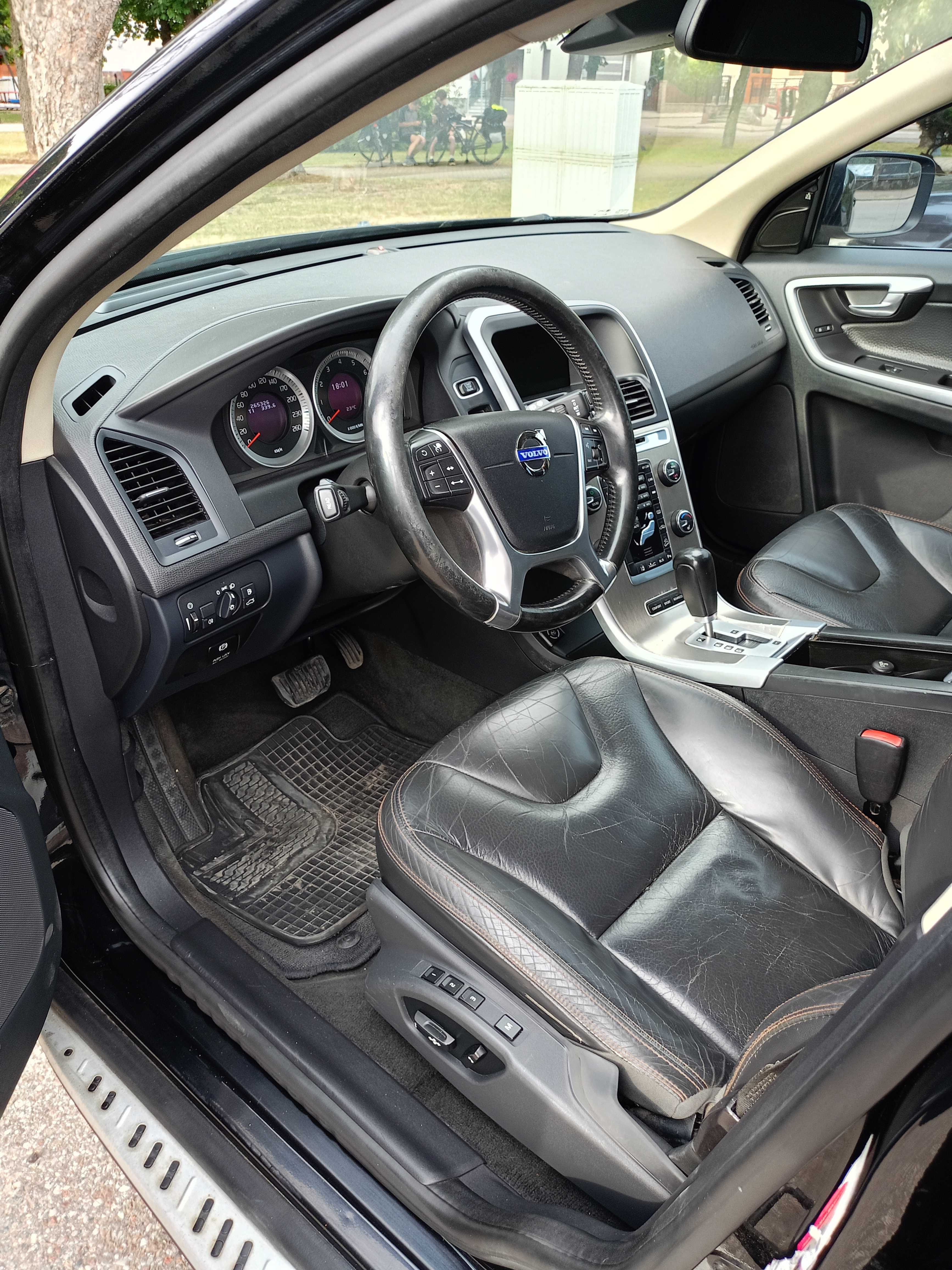 Volvo XC60 T6 salon Polska full opcja