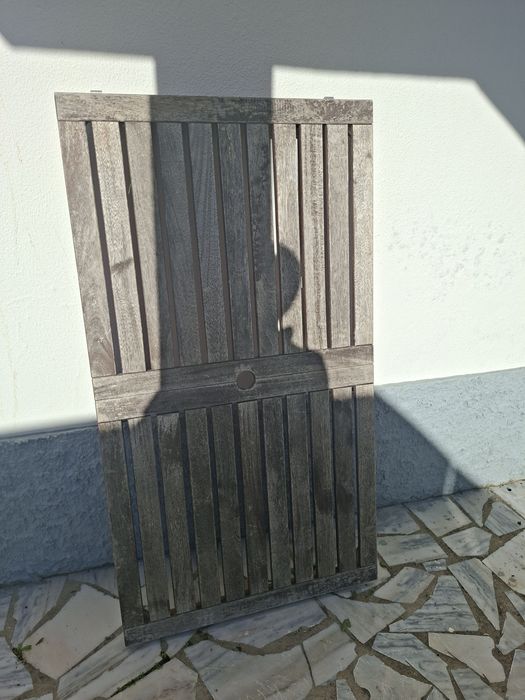 Mesa Exterior + 4 Cadeiras Madeira