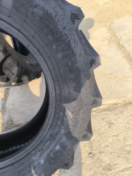 360/70r24 Galaxy earth pro radial 700