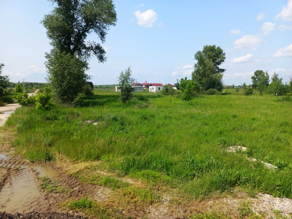 Зазим’я, ділянка 15 соток, під забудову біля Десни