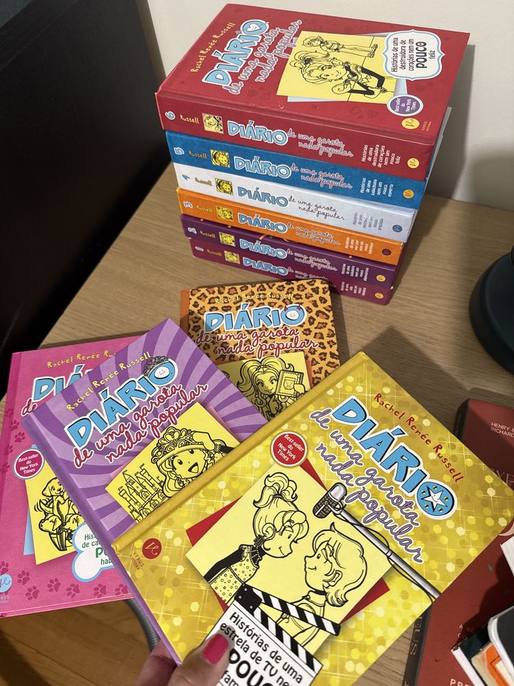 Livros Diário de uma garota nada poluar