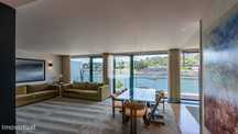 Apartamento T4 com vistas sobre o Rio Douro