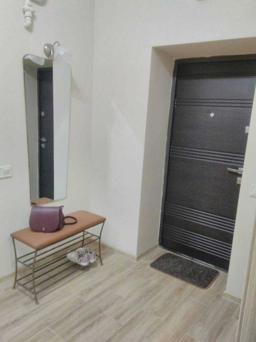 Оренда  від власника 2-кім кв. вул. Софії Яблонської 15 хв. до центру