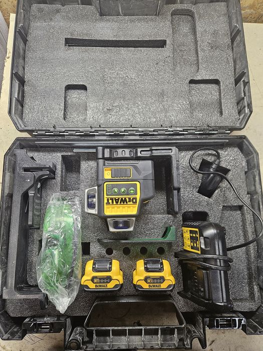 Dewalt DCE089G poziomica laserowa laser 360 stopni zielony