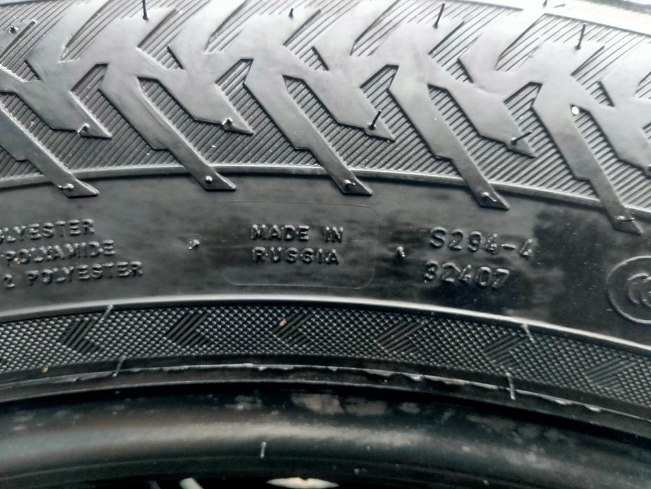 235/55 R19 nokian HAKKAPELITTA 8.