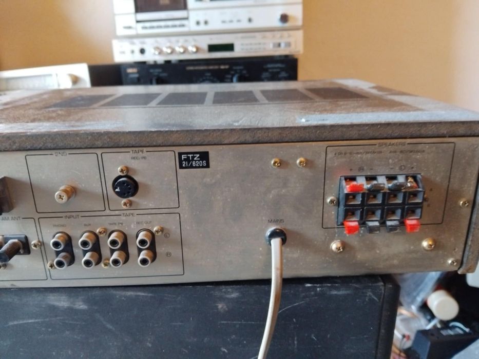 Amplituner Jamaha R-300