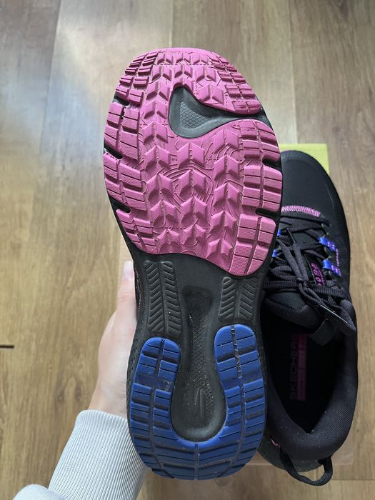Бігові кросівки Skechers Go Run Supersonic Max AT (39 розмір - 26 см)