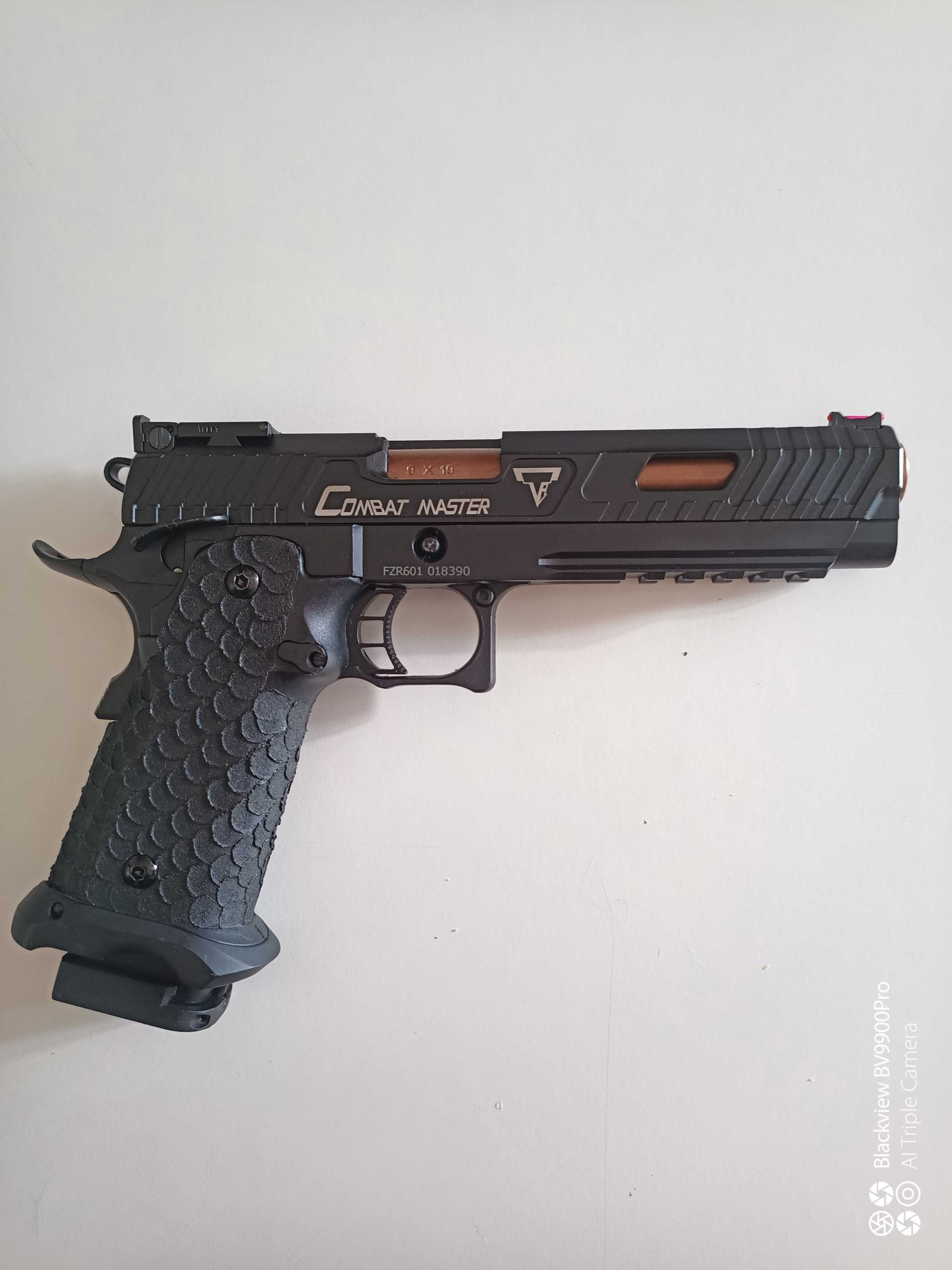 Combat master gbb da army armament com 3 mags
