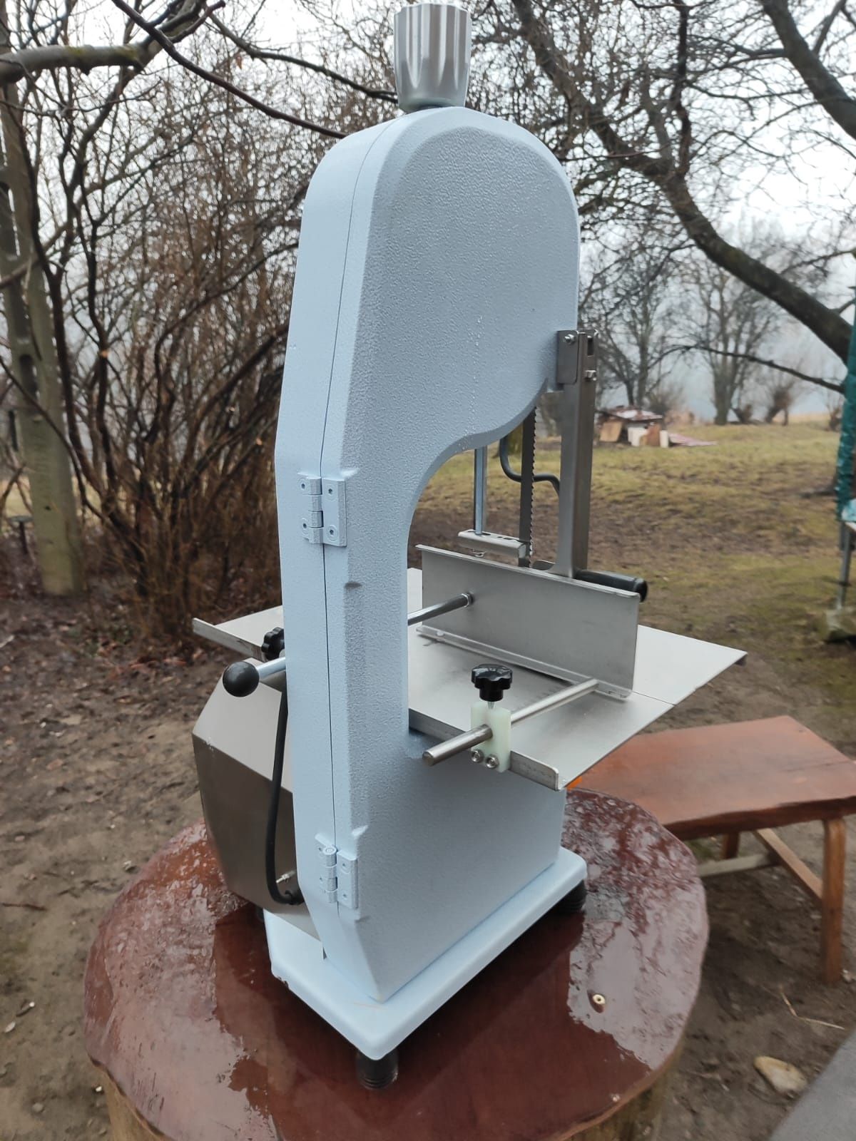 Piła taśmowa do kości i mięsa,drewna. 25 cm cięcia.