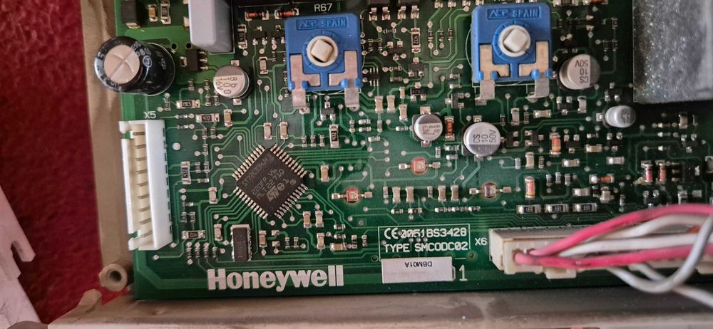 Zespół sterowniczy Honeywell do Ferroli DOMI project C24