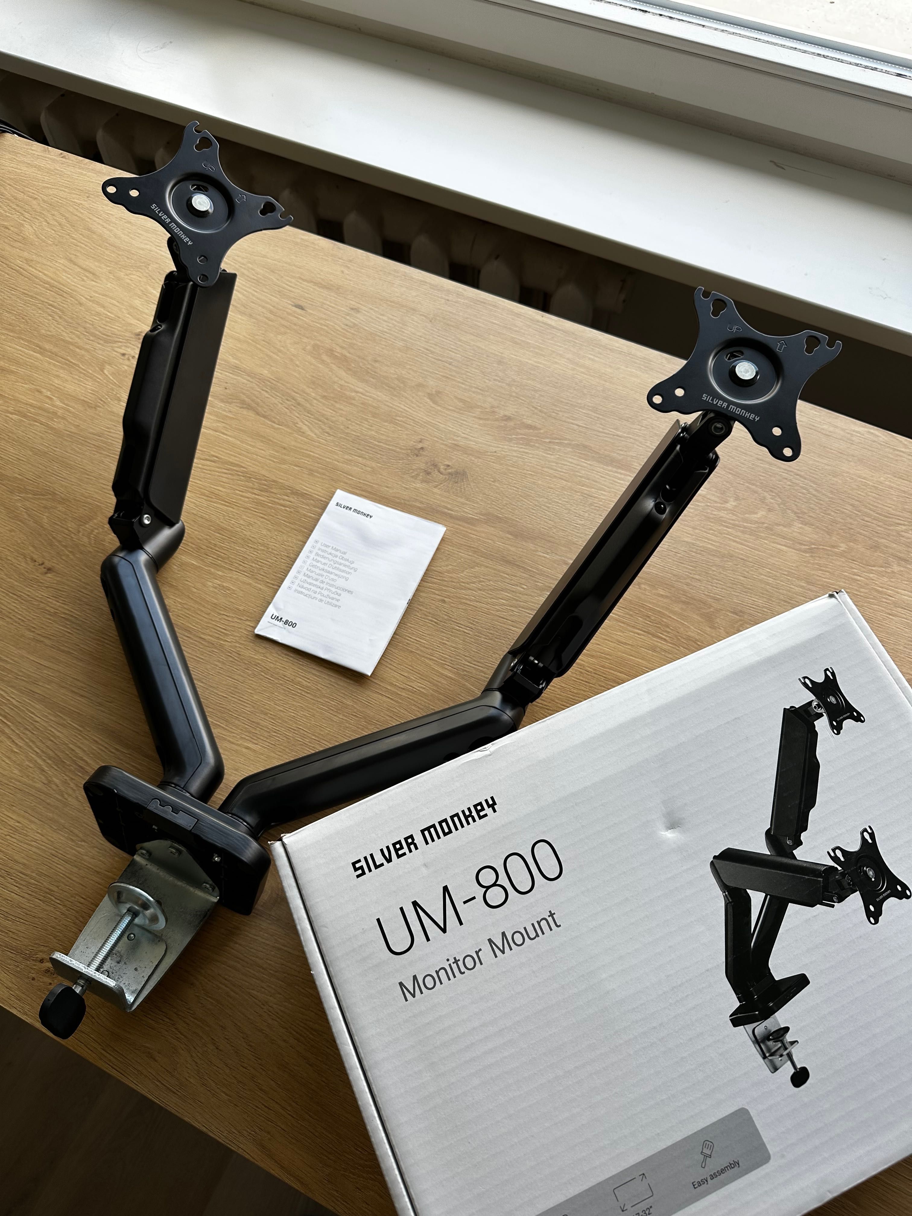 Uchwyt na monitory Silver Monkey UM-800