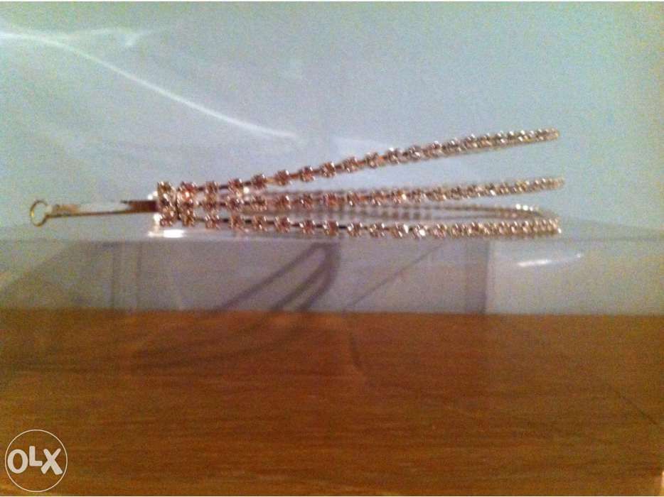 Tiara/bandolete de noiva para cabelo