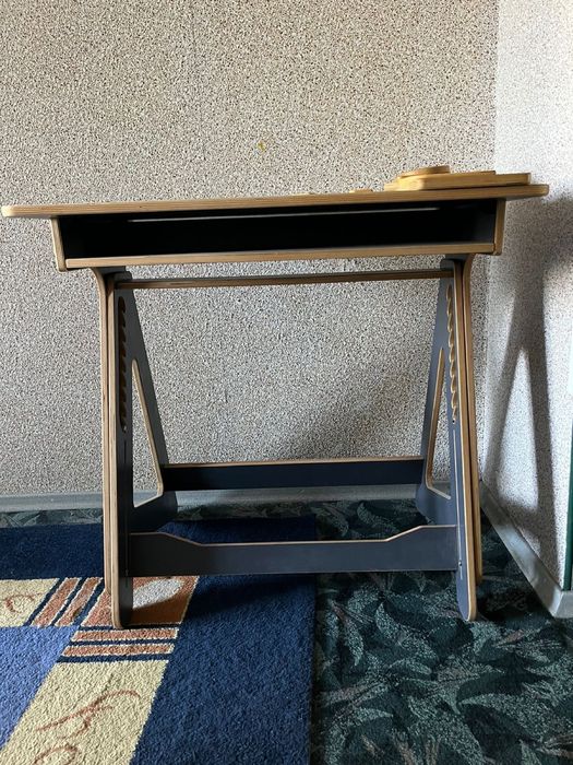 Стіл письмовий офісний