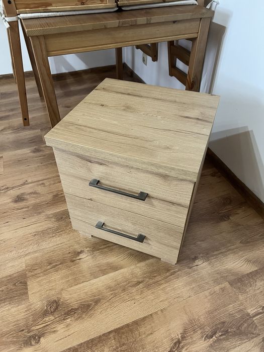 Nakastlik, szafka nocna