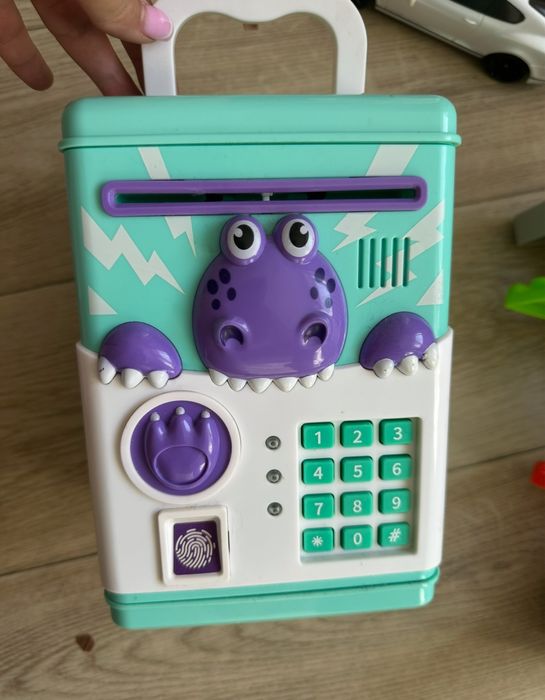 Дитячий сейф копілка