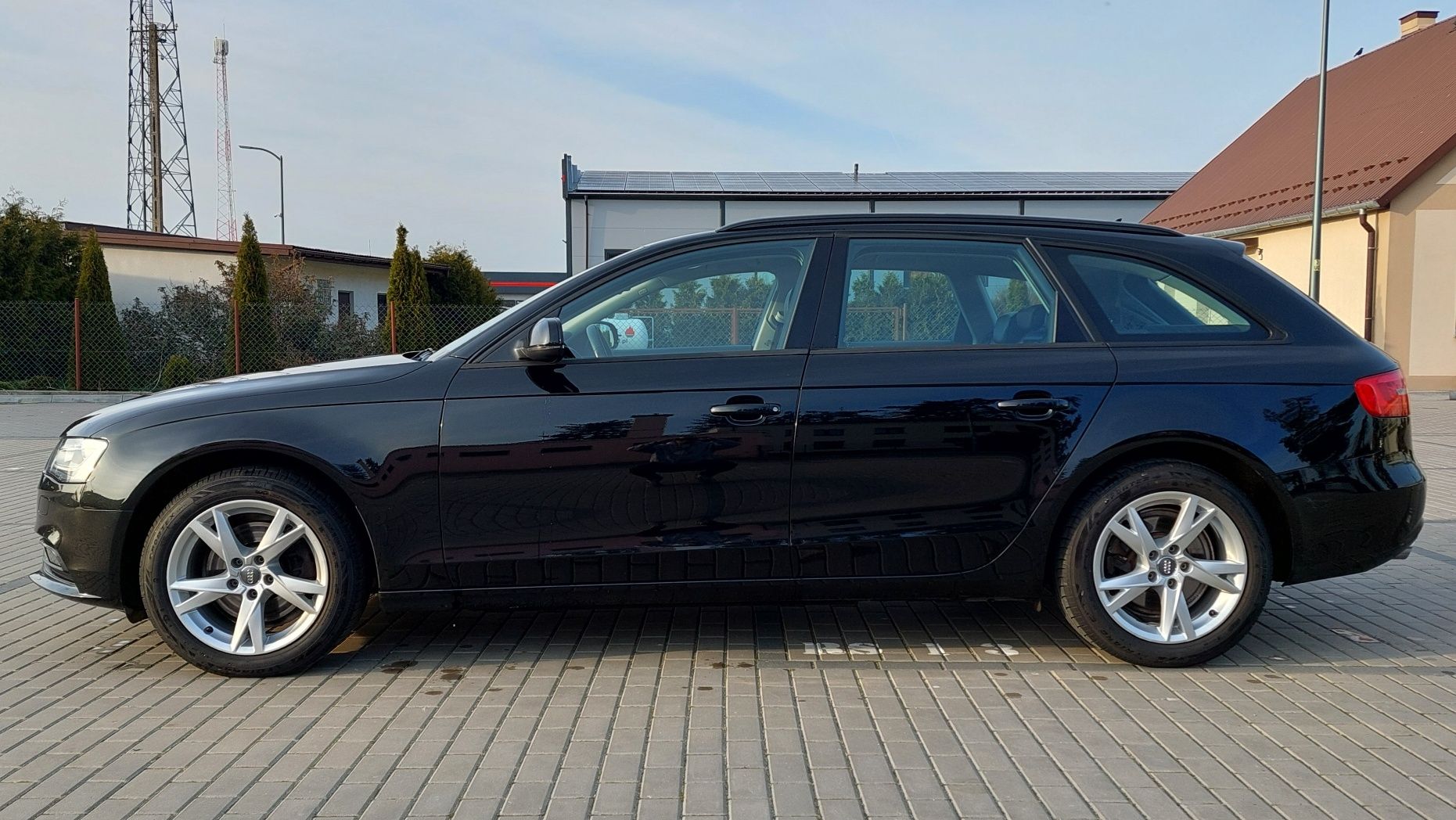 Piękne i zadbane Audi a4 b8 2.0 tdi