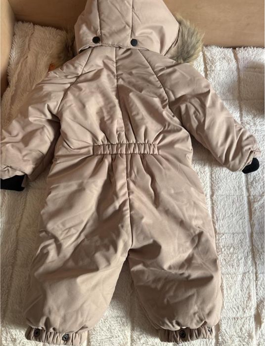 Зручний та теплий зимовий комбінезон 74/80 см