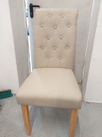 Krzesło welurowe