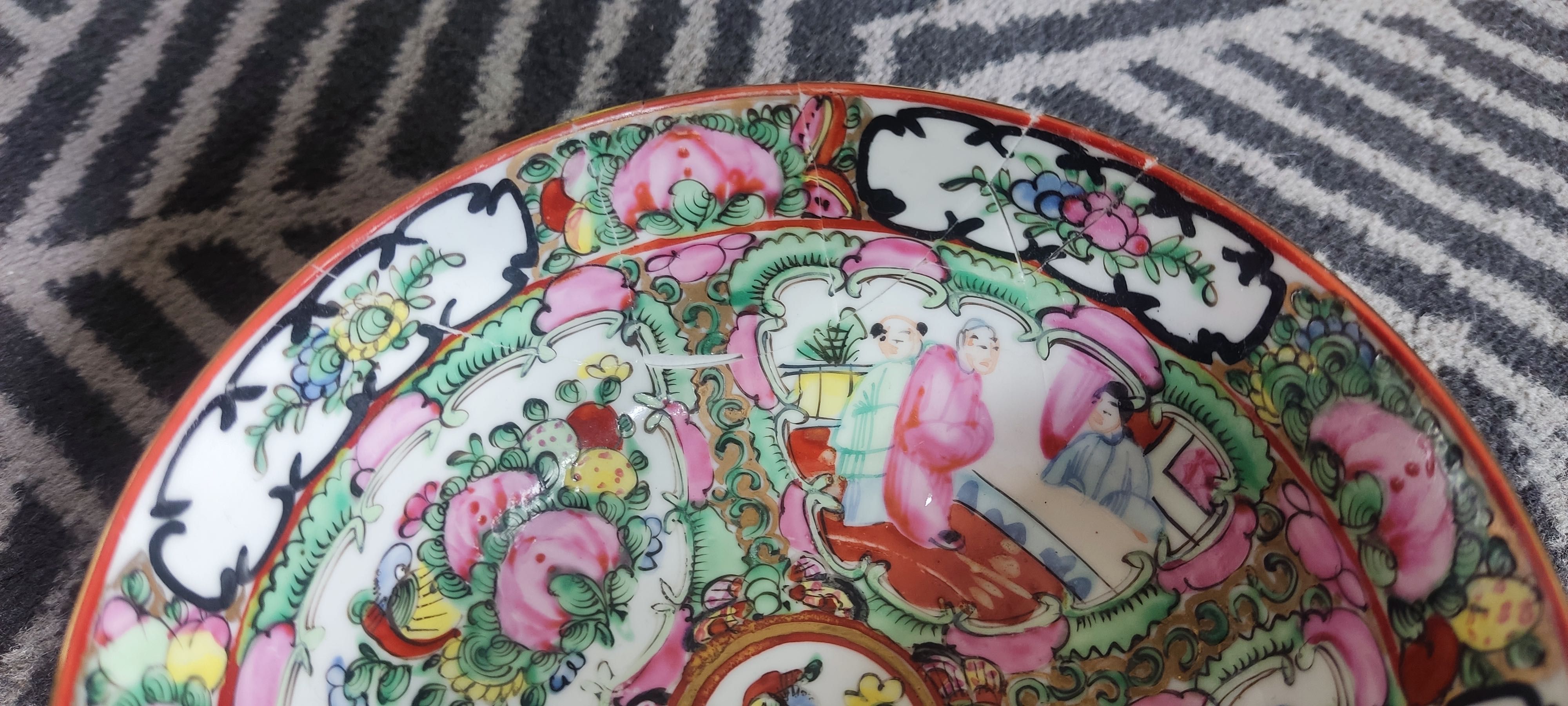 Taça oriental pintada à mão feita em Macau