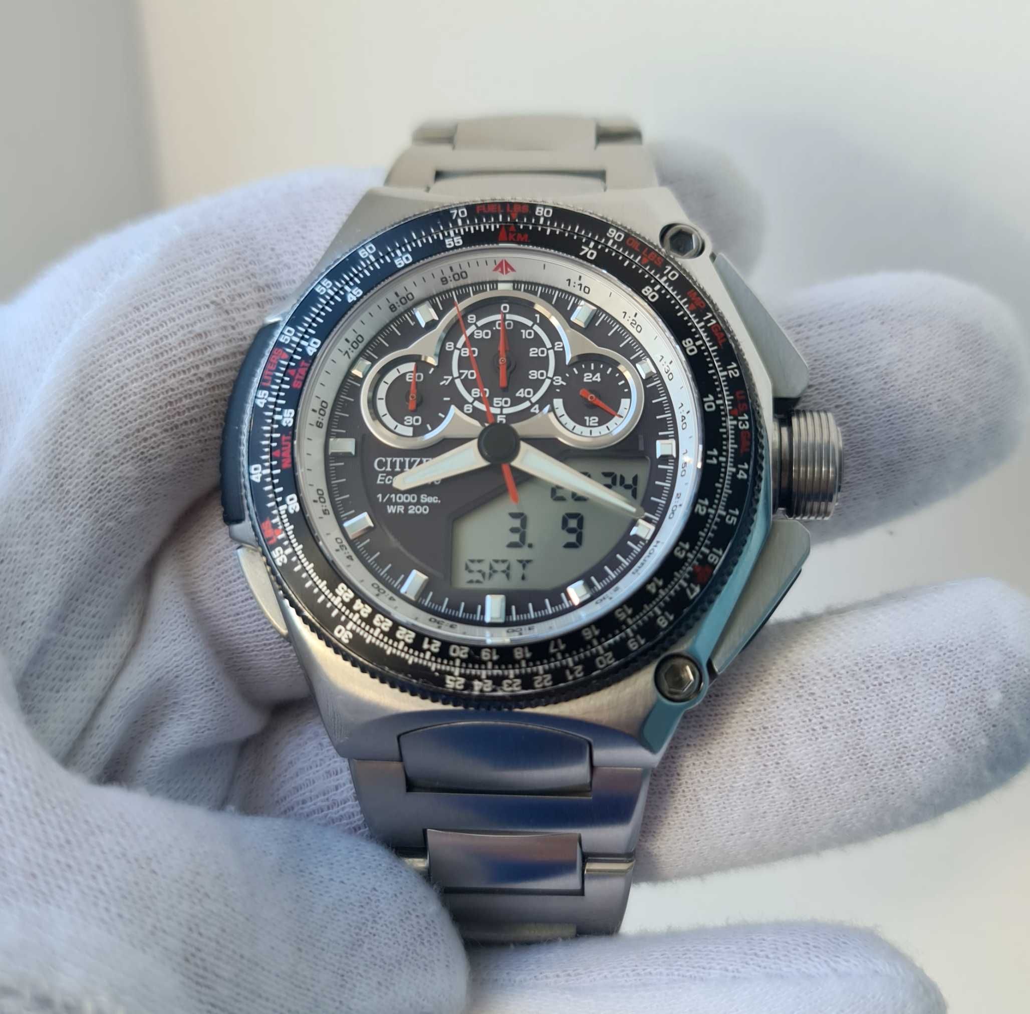 Чоловічий годинник Citizen JW0010-52E Chronograph Eco-Drive 200m Japan