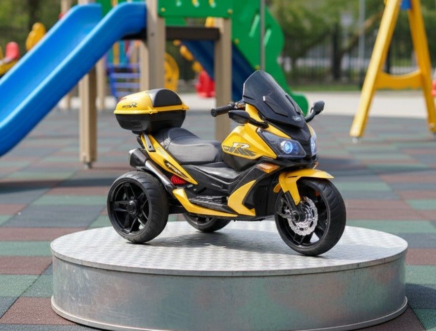 Дитячий мотоцикл триколісний на два мотори