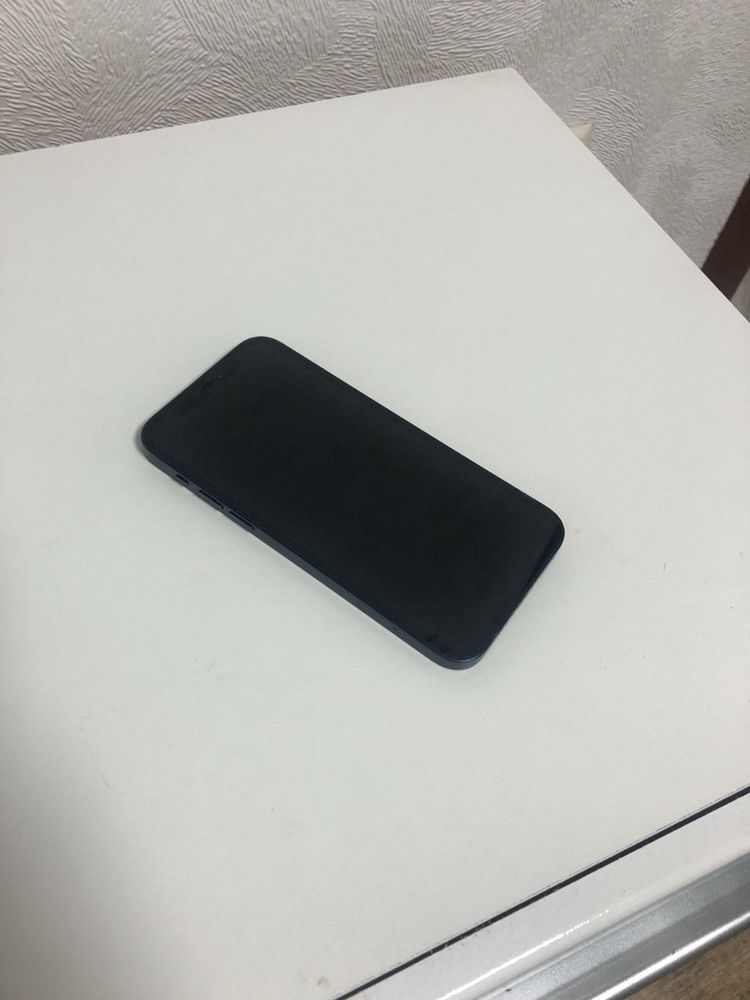 iPhone 12