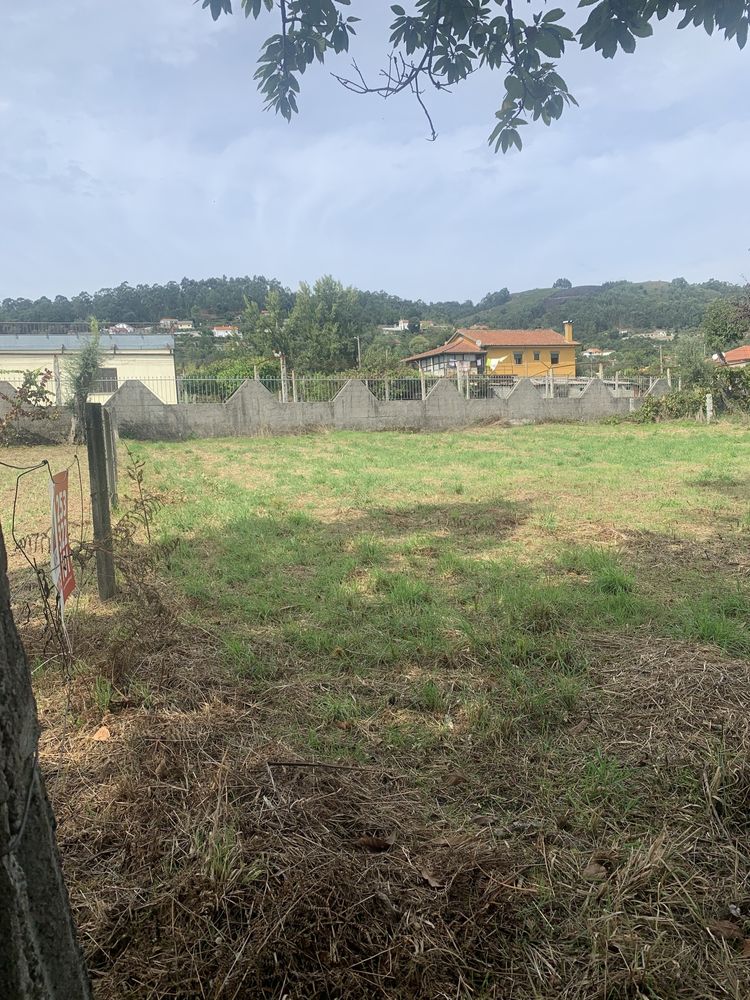 Terreno em Ribeira do Neiva