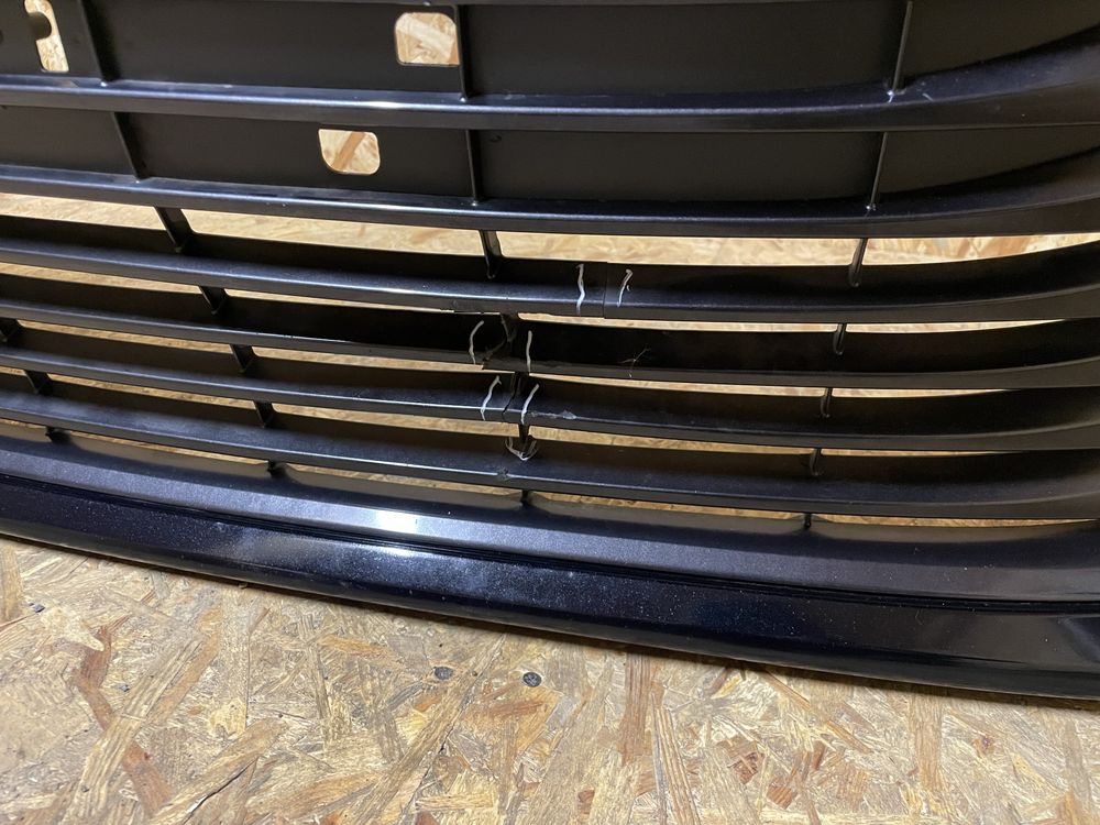 Бампер передний Toyota Camry 8 70 LE XLE 2017-2018-2019-2020